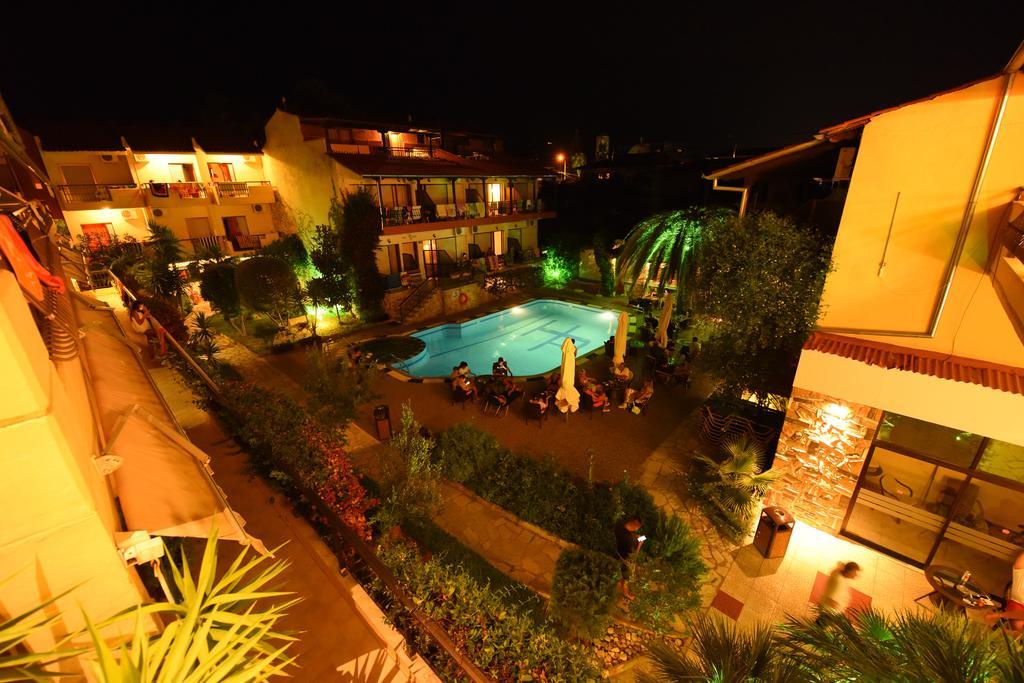 Pelli Hotel Pefkochori Exterior photo