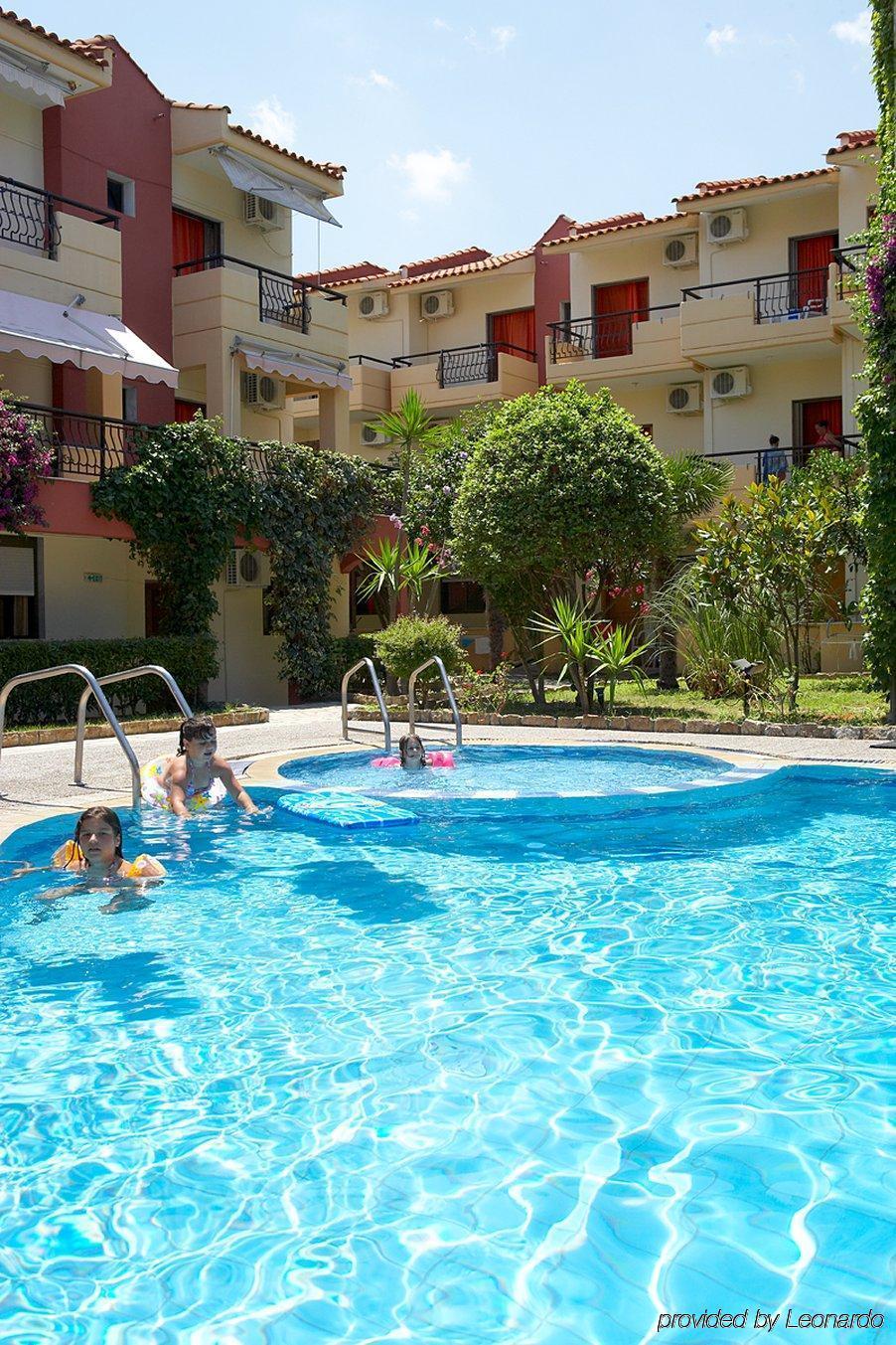 Pelli Hotel Pefkochori Facilities photo