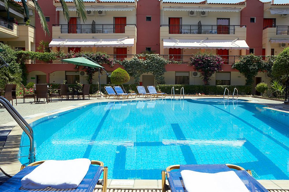 Pelli Hotel Pefkochori Exterior photo